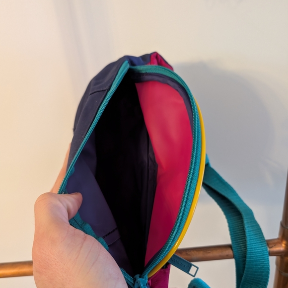 Colorful Multi-Compartment Bag - Picture 7 of 7
